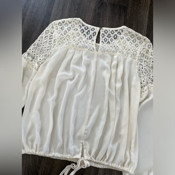 Forever 21 - White Blouse - Picture 3 of 3